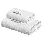 CAPITAL Set Asciugamani in spugna 530gr con ricamo monogram | Domus Zone - DomusZone