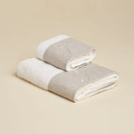 LEONARDO Set Asciugamani in spugna 430gr e Lino con ricamo monogram | Domus Zone - DomusZone