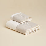 LEONARDO Set Asciugamani in spugna 430gr e Lino con ricamo monogram | Domus Zone - DomusZone