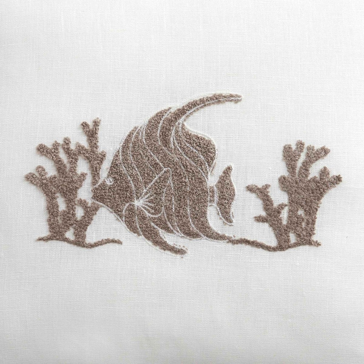 PAROS Cuscino Arredo in Lino con Ricamo Marino | Domus Zone - DomusZone