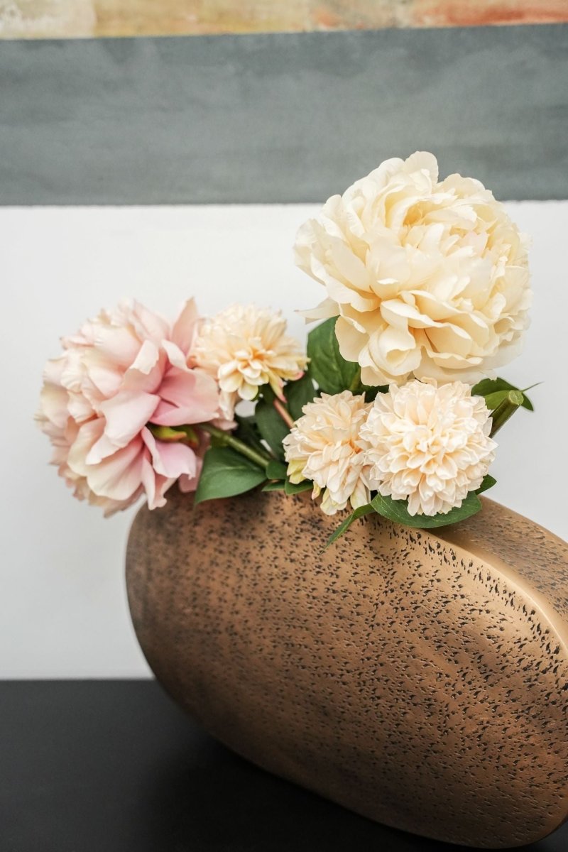 Vaso in Resina Oro Antico - Eleganza senza Tempo | Domus Zone - DomusZone